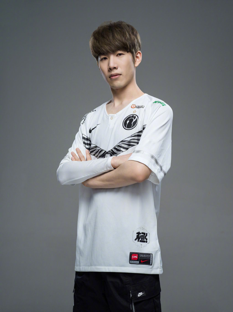 他在本场比 他在本场比