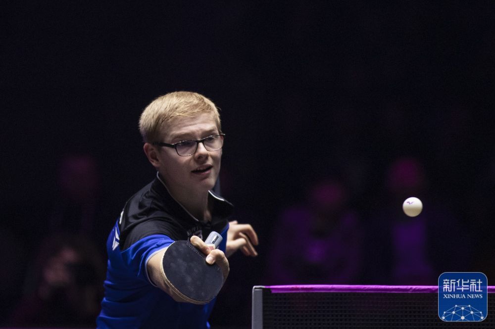 练斯瓦顿的 练斯瓦顿的