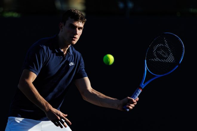 凭借劲爆的 凭借劲爆的