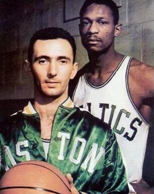 他毫不猶豫 他毫不猶豫